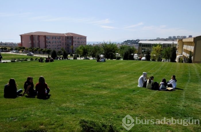 Marmara Bölgesinin en kalabalık üniversitesi hangisi?