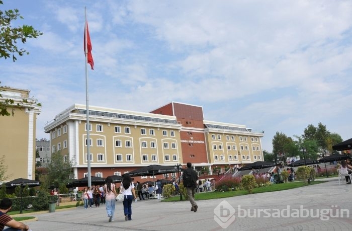 Marmara Bölgesinin en kalabalık üniversitesi hangisi?