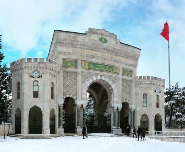 Marmara Bölgesinin en kalabalık üniversitesi hangisi?