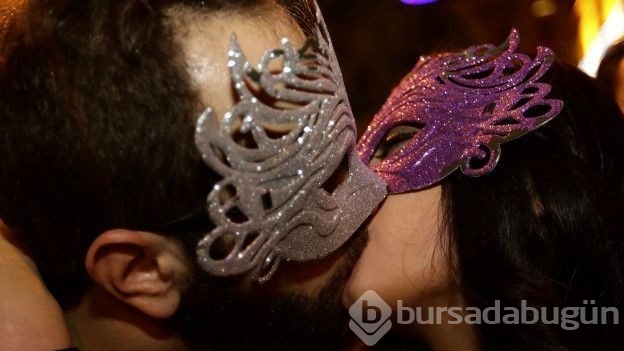 İnsanlar neden öpüşür?