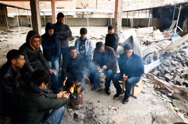 Sur'da hendekler kapatıldı, sokağa çıkma yasağı kalktı