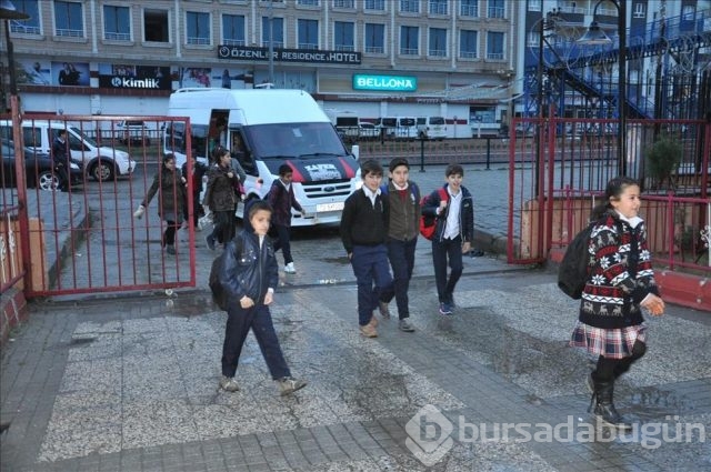 Terör mağduru öğrenciler ders başı yaptı