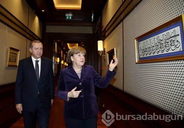Merkel, Cumhurbaşkanlığı Külliyesi'ne hayran kaldı