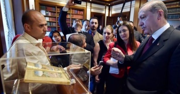 Merkel, Cumhurbaşkanlığı Külliyesi'ne hayran kaldı