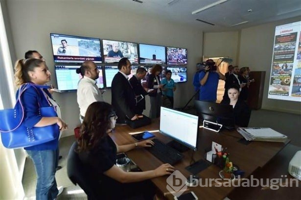Merkel, Cumhurbaşkanlığı Külliyesi'ne hayran kaldı