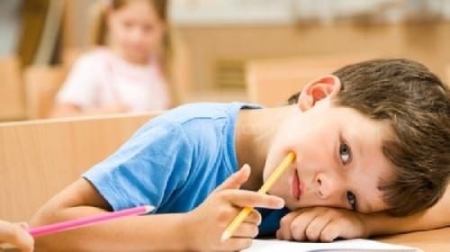 Çocuklarda başarı için 8 saat uyku şart
