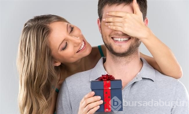 Burçlara göre sevgililer günü hediye seçenekleri!