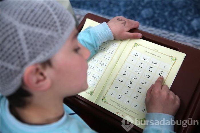 Ahıskalı çocuklar Kur'an-ı Kerim öğreniyor