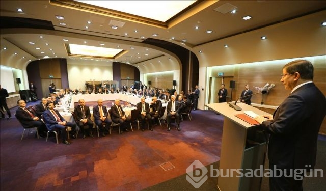 Başbakan Davutoğlu Hollanda'da