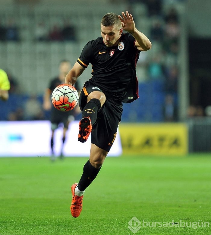 Podolski Çin'e gidiyor	
