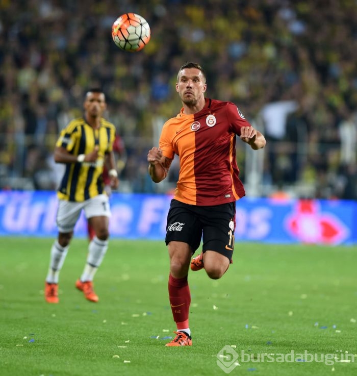Podolski Çin'e gidiyor	
