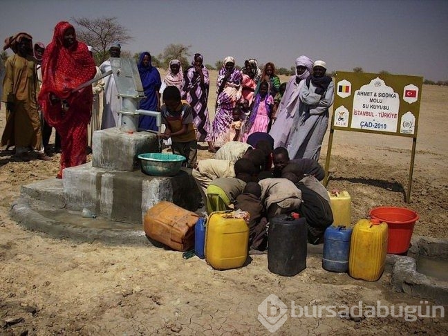 Afrika'da su kuyusundan abdest sevinci 
