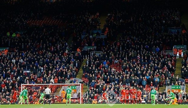 Liverpool'da zam savaşını taraftarlar kazandı