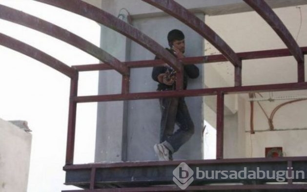 Bu fotoğraflar yürekleri ağızlara getiriyor
