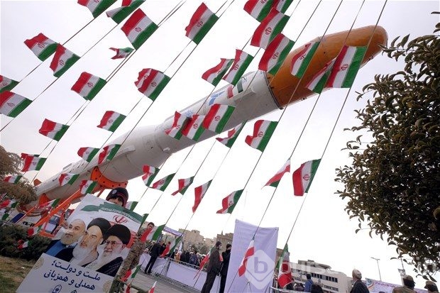 İran devrimi böyle kutladı
