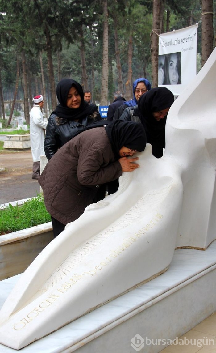 Özgecan Aslan anıldı