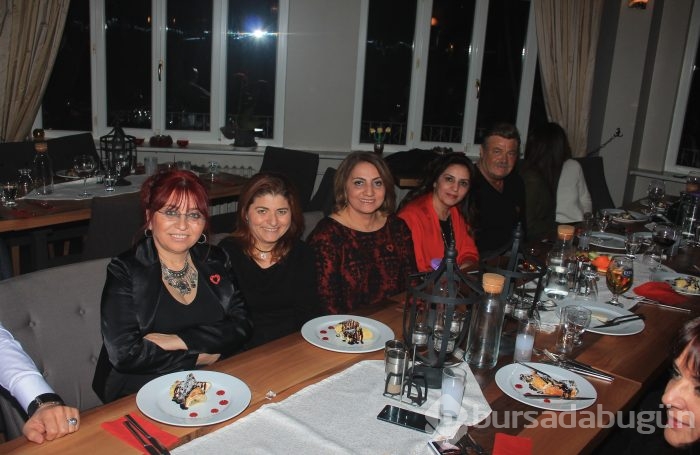 Taraça'da renkli 'Yalnızlığınla Gel! gecesi...