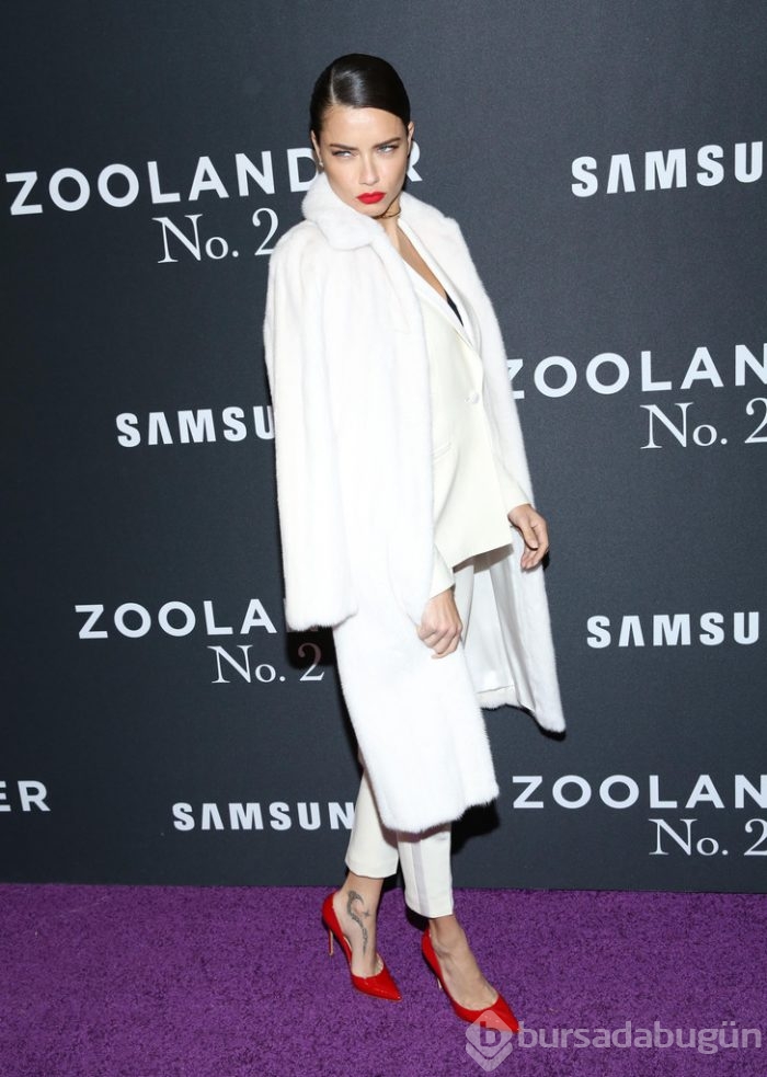 Adriana Lima'nın yüzü artık gülmüyor	