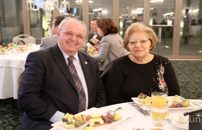 Yıldırım Bayezid Rotary Kulübü, unutulmaya yüz tutmuş meslekleri ödüllendirmeye devam ediyor....