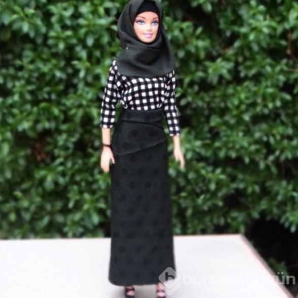 Türbanlı barbie instagram'ı karıştırdı!