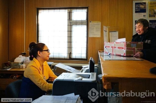 Dünyanın en soğuk şehrinde 40 yıldır postacılık yapıyor