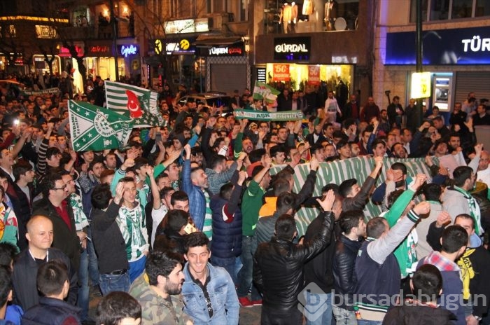 Bursa ayağa kalktı