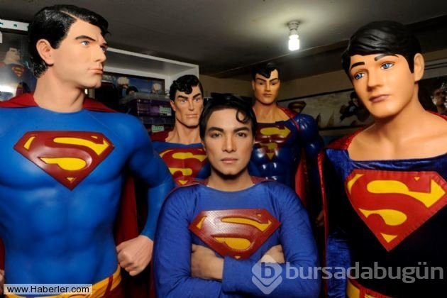 Superman'e benzemek için 23 kez operasyon geçirdi