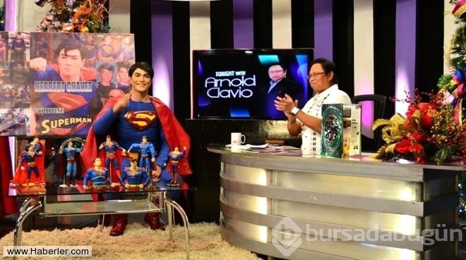 Superman'e benzemek için 23 kez operasyon geçirdi
