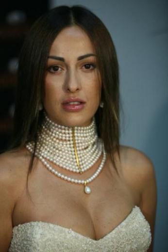 Helin Avşar evleniyor