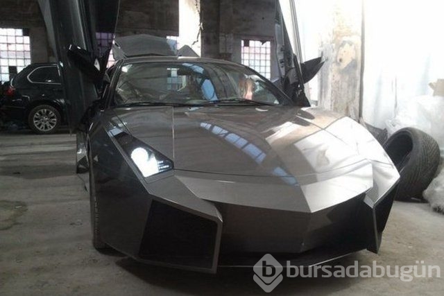 Lambhorgini Aventador alamadı ama yaptı

