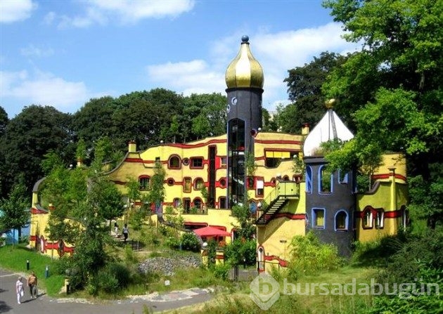&#8203;16 fotoğrafla fantastik binalar
