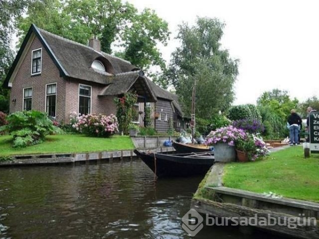 Arabanın yasak olduğu köy; Giethoorn