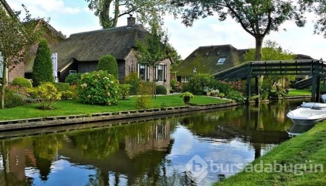 Arabanın yasak olduğu köy; Giethoorn