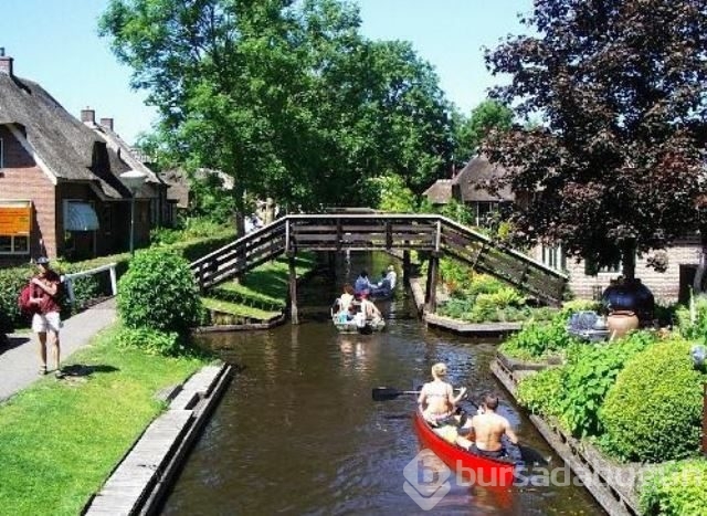 Arabanın yasak olduğu köy; Giethoorn