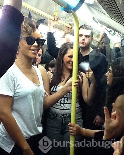 Metroda ünlü var

