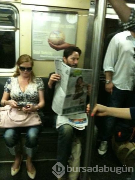 Metroda ünlü var
