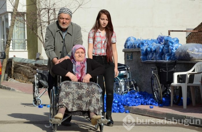 300 milyon mavi kapak topladı