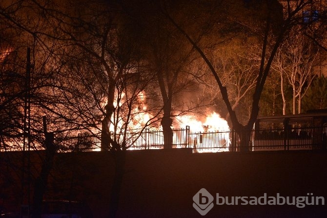 Ankara'da bombalı terör saldırısı!	
