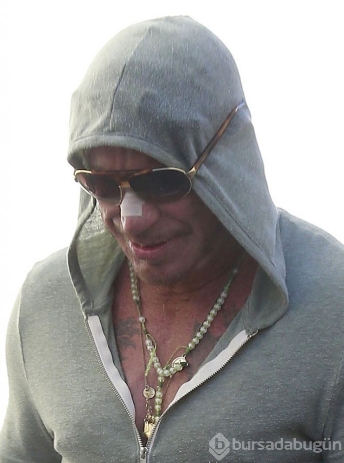 Mickey Rourke tanınmaz halde
