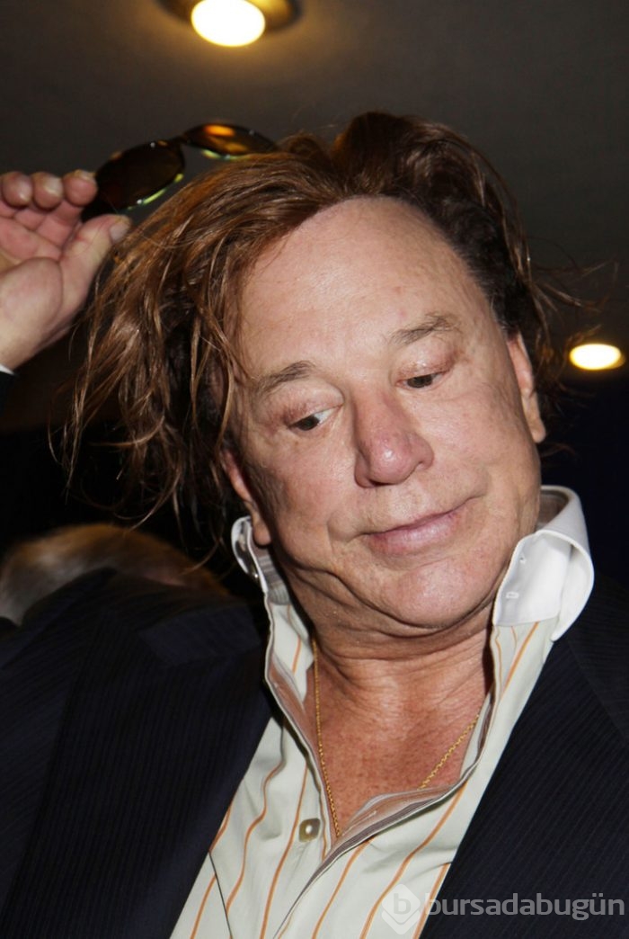 Mickey Rourke tanınmaz halde
