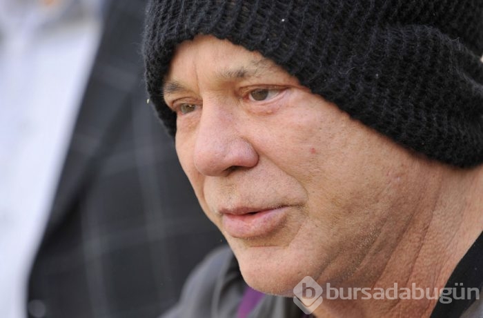 Mickey Rourke tanınmaz halde
