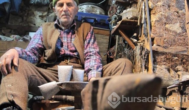 Ömrü çan yaparak geçti