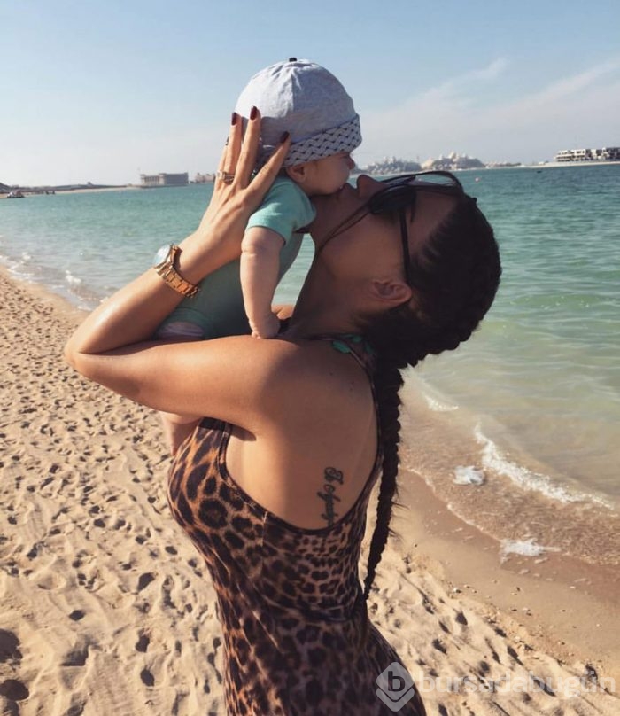 Yolanthe 4 ayda kuğu gibi oldu	
