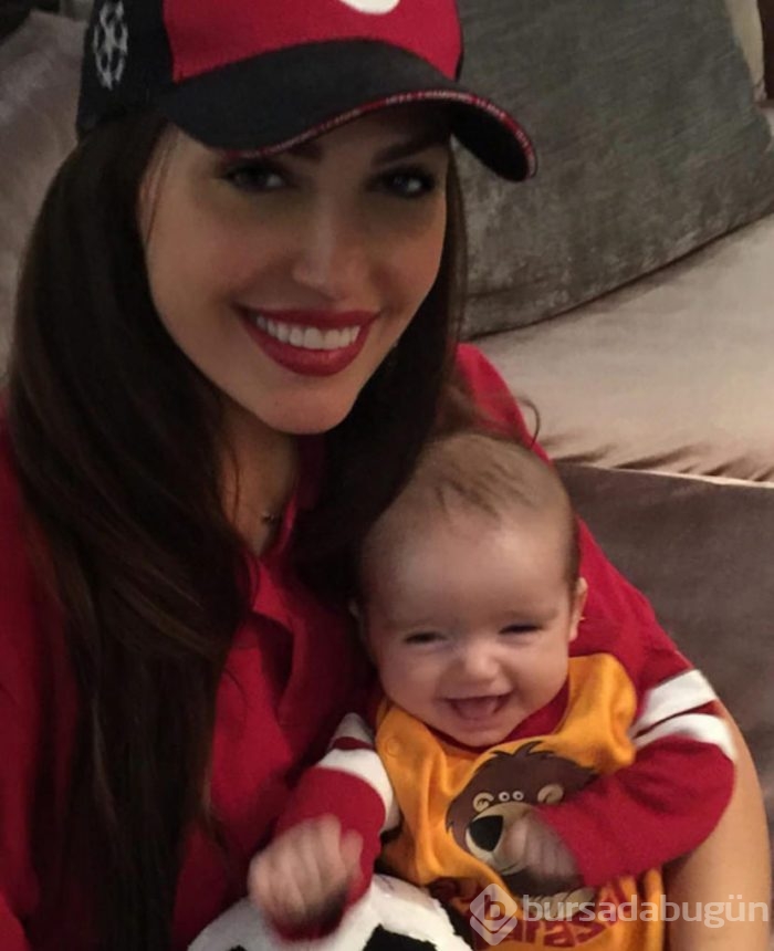Yolanthe 4 ayda kuğu gibi oldu	
