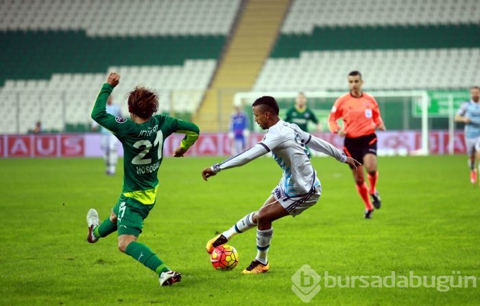 Bursaspor-Fenerbahçe maçında kareler...