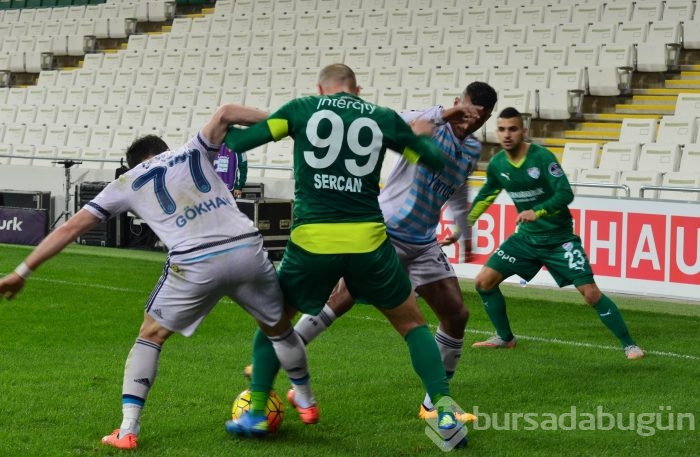 Bursaspor-Fenerbahçe maçında kareler...