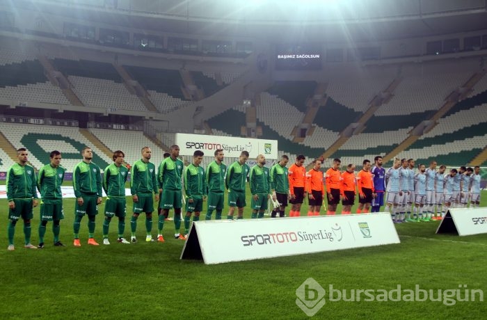 Bursaspor-Fenerbahçe maçında kareler...