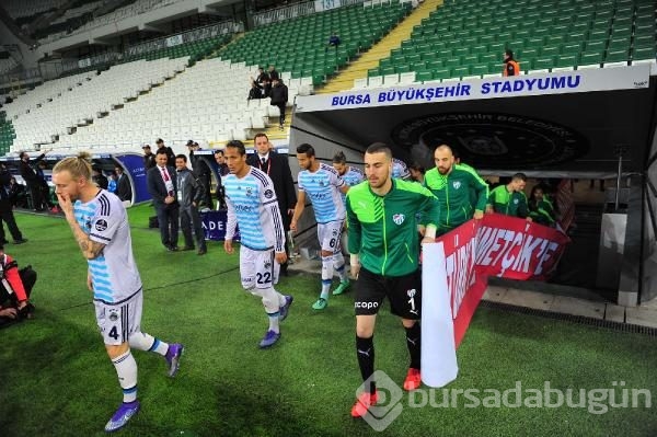 Bursaspor-Fenerbahçe maçında kareler...