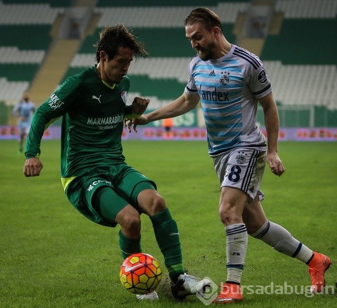 Bursaspor-Fenerbahçe maçında kareler...