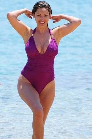 Müzmin nişanlı!...